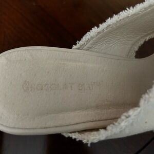 Chocolat Blu Off-White Textured Footwear